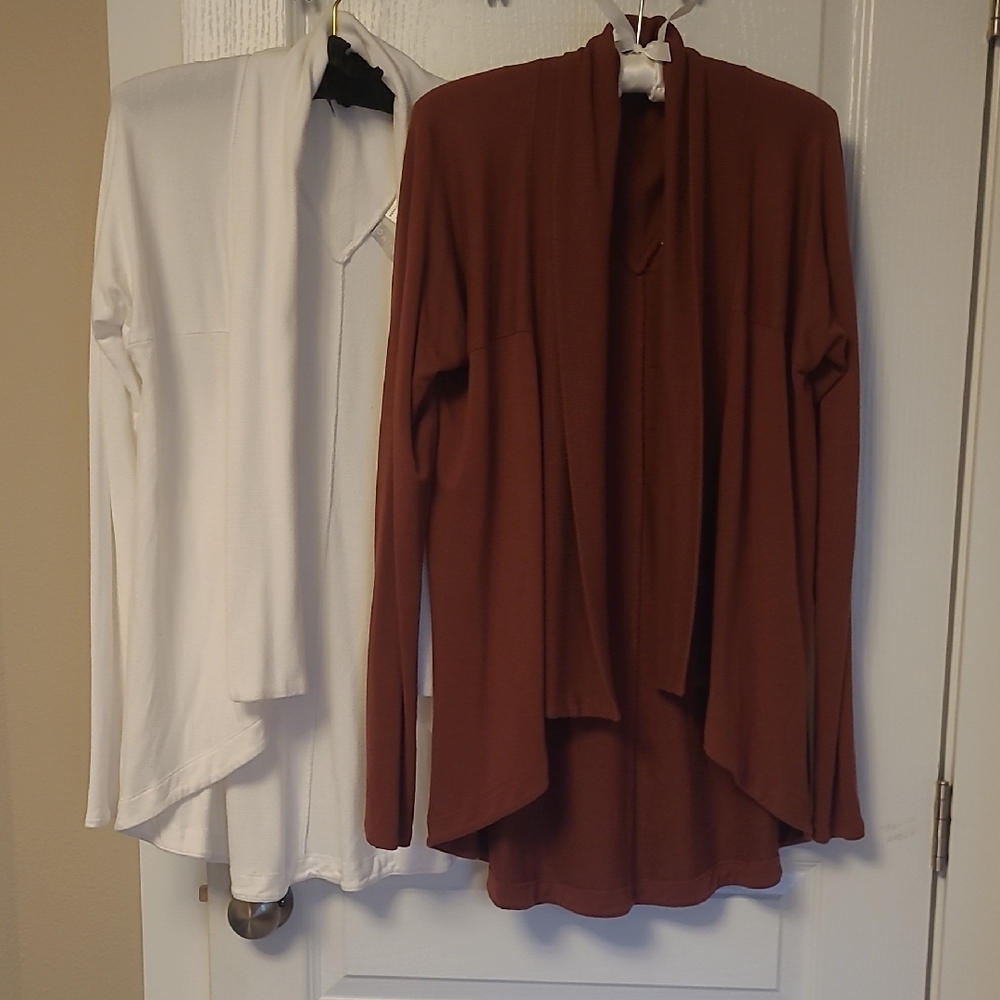 Athleta Pranayama Wrap - Lot of 2 - Sz ST